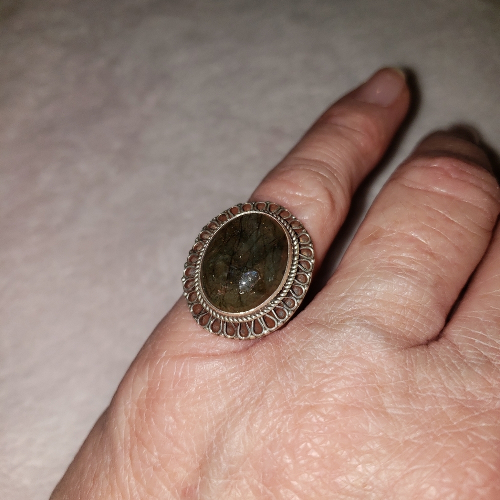 SS green stone ring